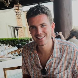 Meet your Posher, Holt